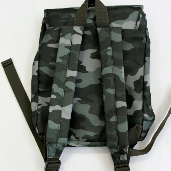 Victoria's Secret PINK Camo Mini Backpack Green - Picture 3 of 5